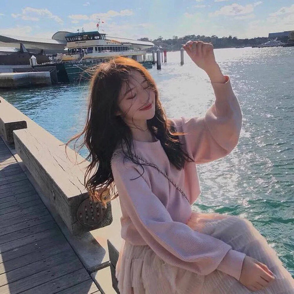布劳涅森林的女人们